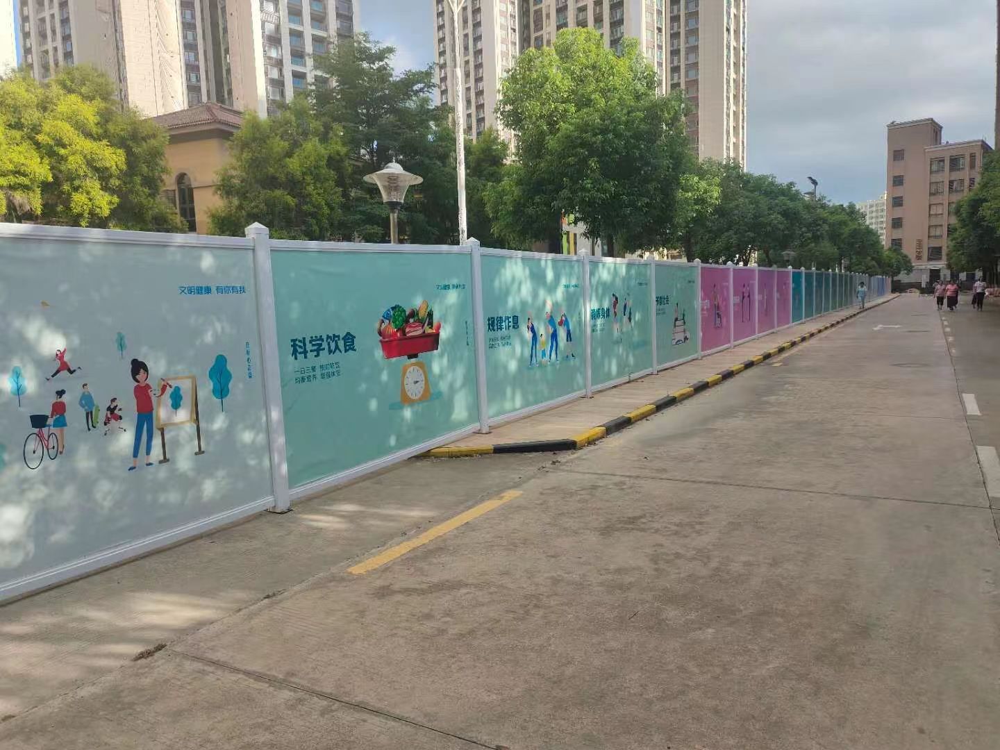 深圳a型圍擋多少錢？?jī)r(jià)格根據(jù)哪些因素來定？【旭東鋼構(gòu)圍擋廠家】